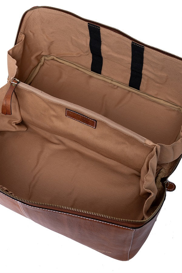 Redesigned project 104, a longer version of project 10. Beauty box style bag - walnut open view