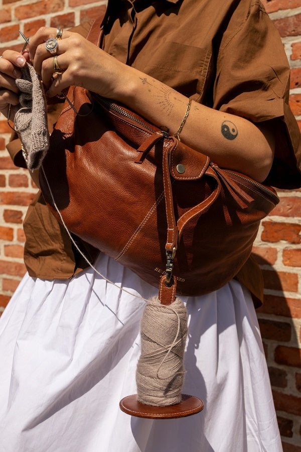 Redesigned Project 94 - on the go yarn holder in action