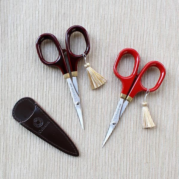 Cohana Scissors - Laquer Scissors - Small scissors, decorated with lacquer.