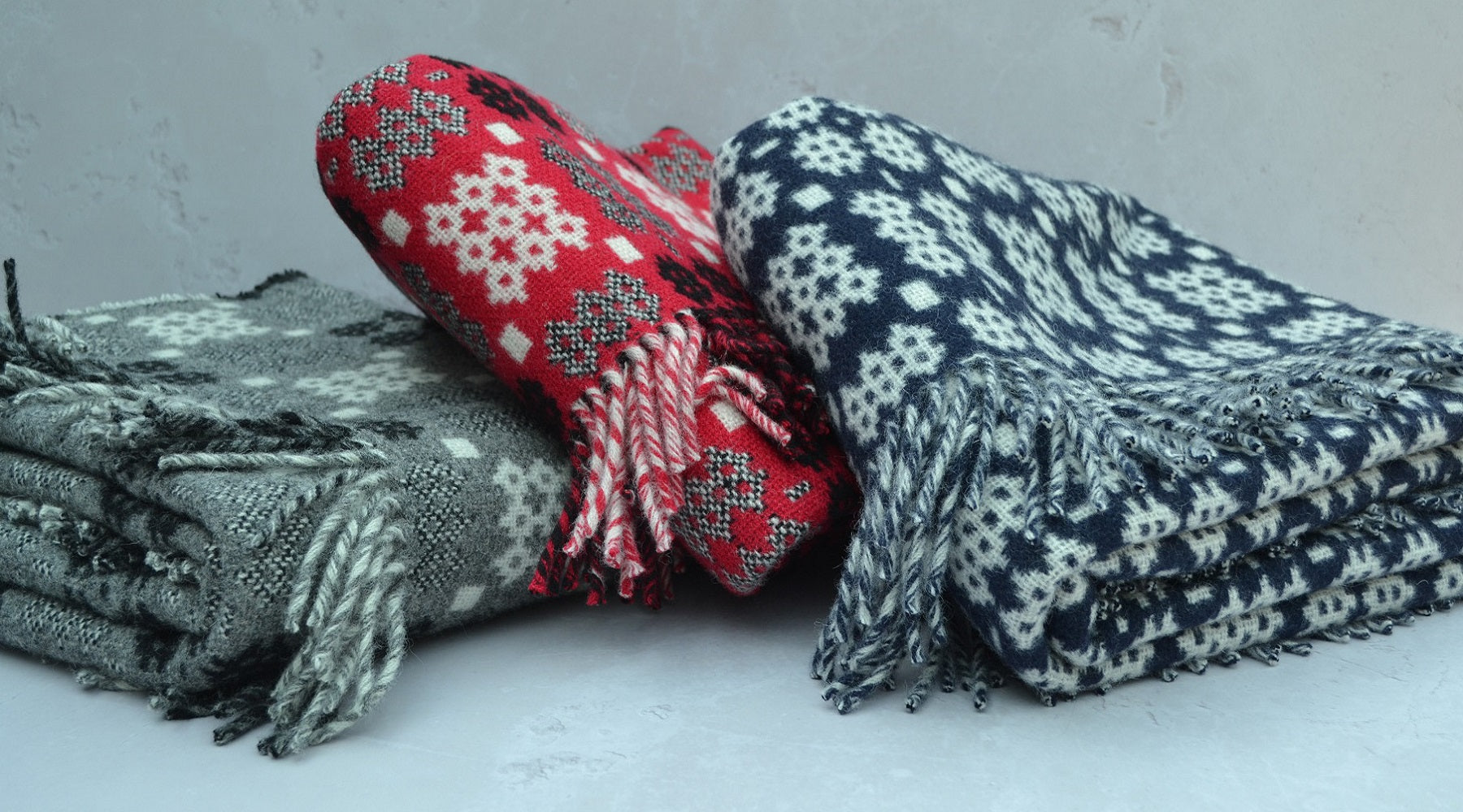 Welsh blankets. Traditionally woven Welsh blankets, woven in Wales with 100% UK wool.