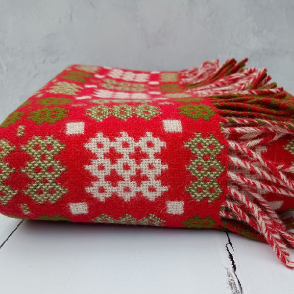 Tapestry Purse - Medium Traditional