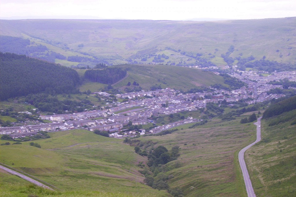 Cwm rhondda, Rhondda valley - Bread of Heaven hymn song