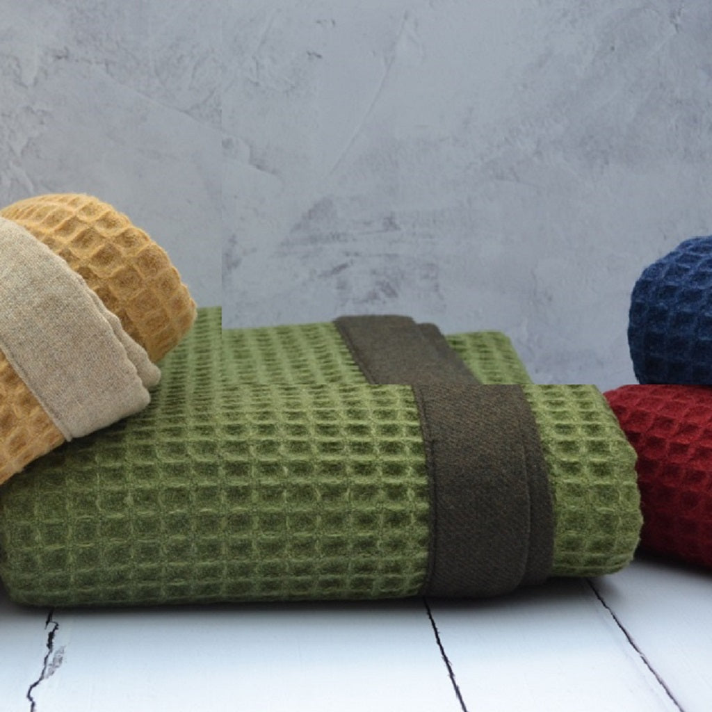 Welsh Blankets - Waffle weave or honeycomb weave patterns