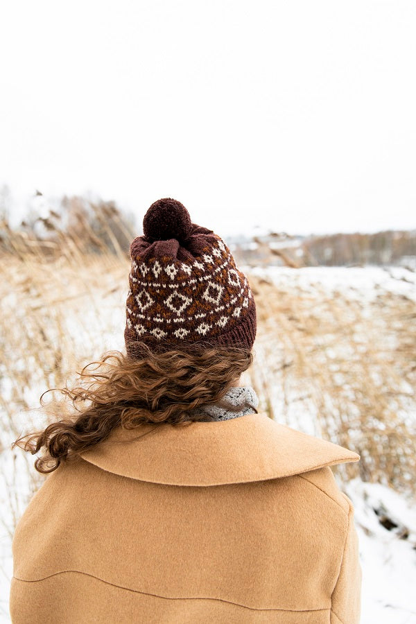 Laine Books - 52 Weeks of Accessories - Pattern Preview 1