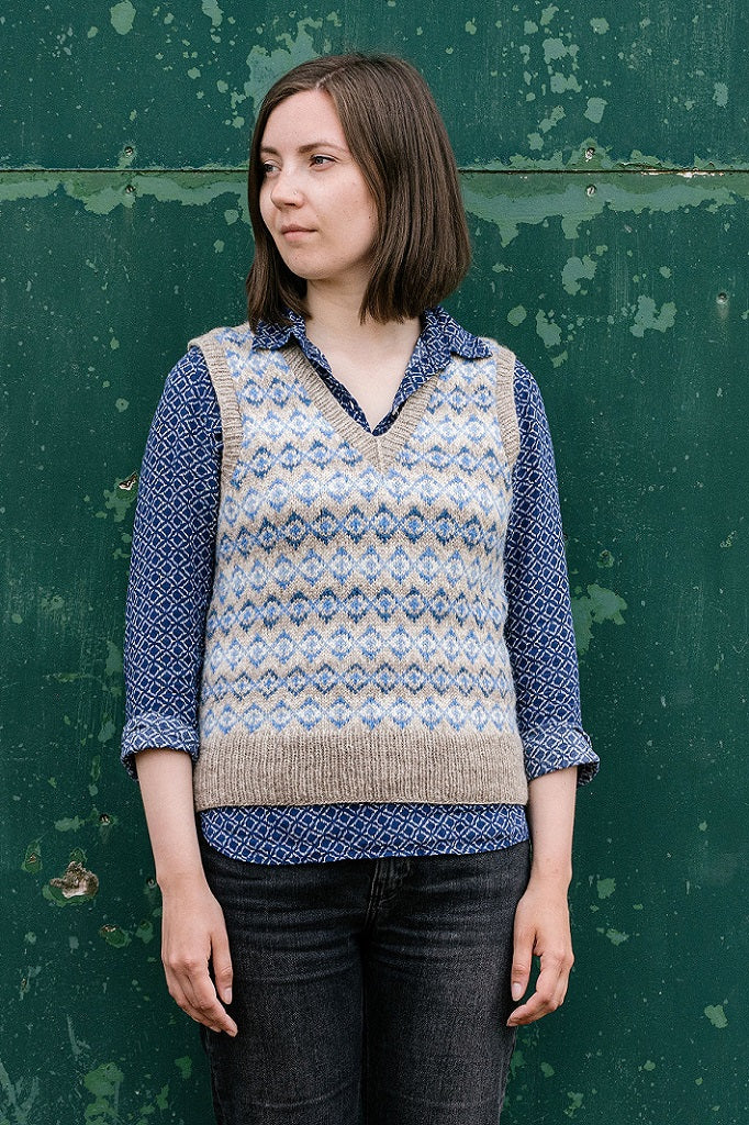 Fair Isle Weekend - Book by Laine - Author Mary Jane Mucklestone  2
