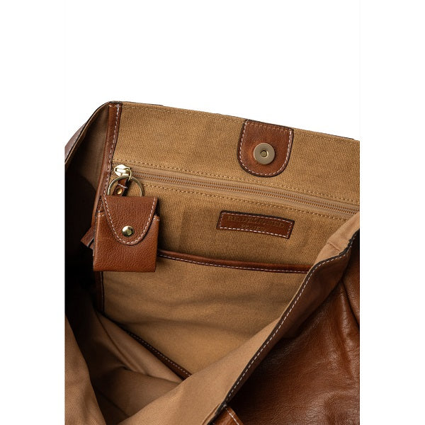 ReDesigned PROJECT 19, a comfy knitting companion - Soft Leather Shopper Bag. Inside view - Walnut