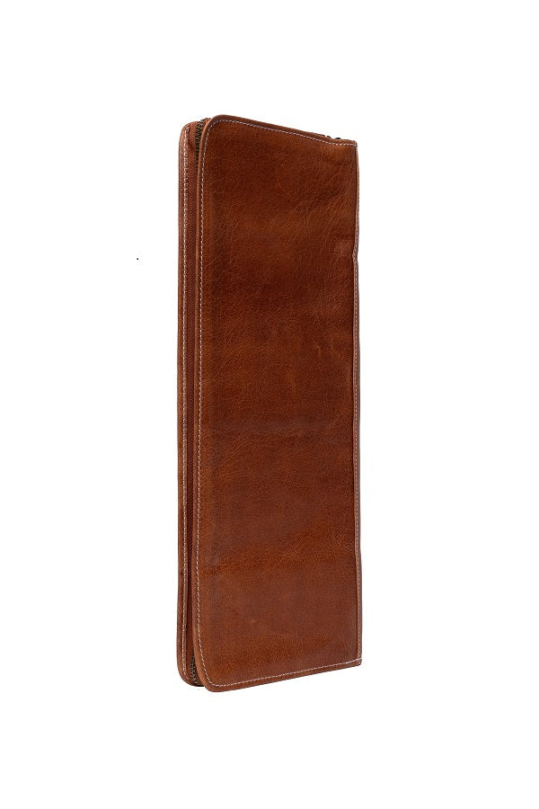Redesign Project 113 needle case, handcrafted in premium leather. For 35 cm jumper needles - Walnut 2