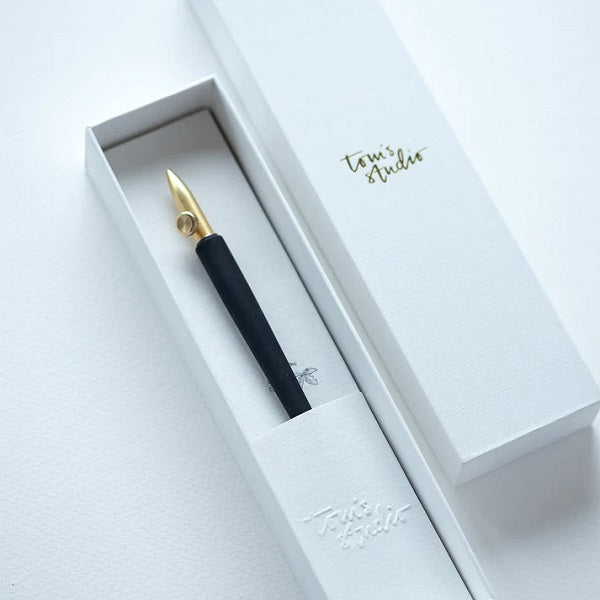 Toms Studio - One-Dip-Nib - A Very Versatile Nib - brass nib and pen