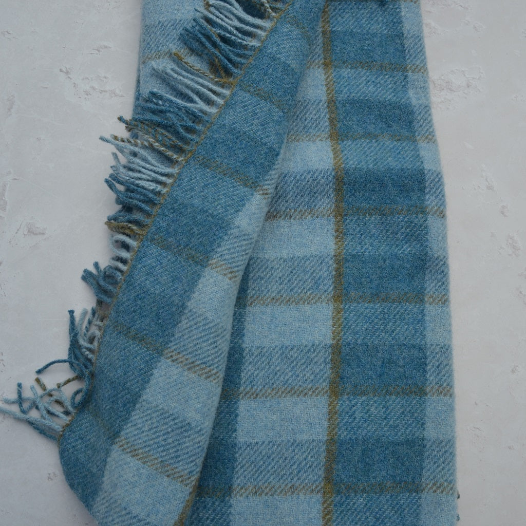 TirGlas Welsh blanket - Abereiddi. Soft to touch wool throws are woven in Wales and bring a touch of elegance to any home...