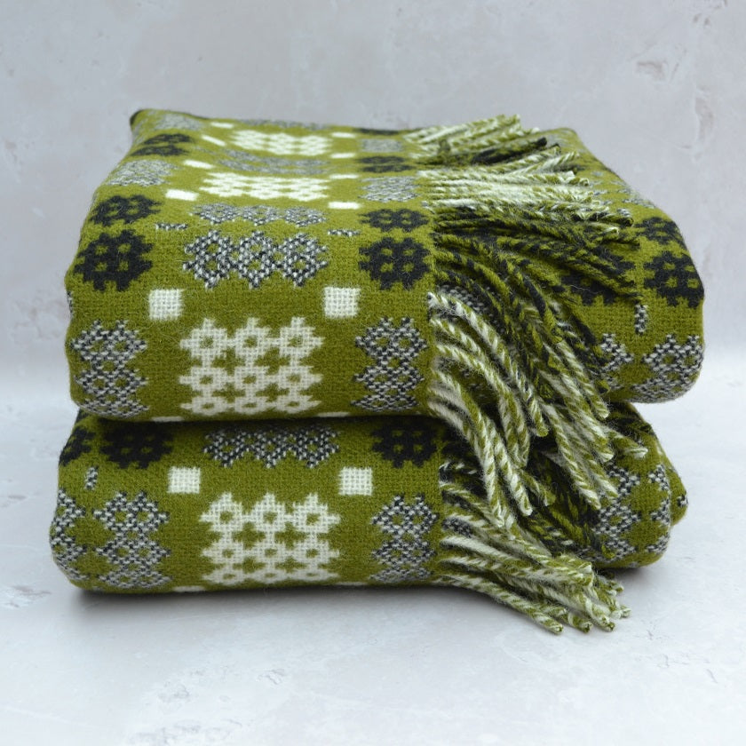 Cwm Elan Welsh Blanket - Green Welsh Blanket