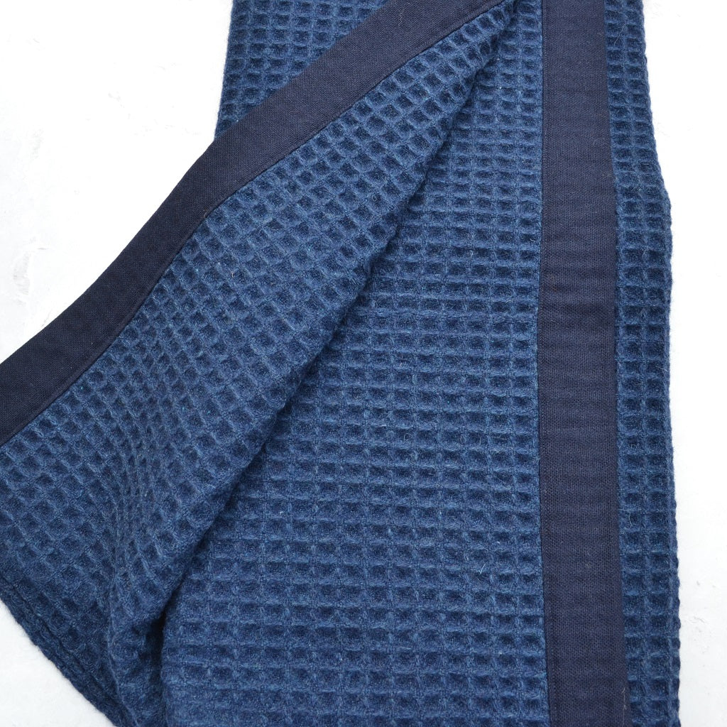 TirGlas Welsh blanket - Gelert. Waffle or honeycomb weave, waffle-textured wool blankets in Indigo colours 